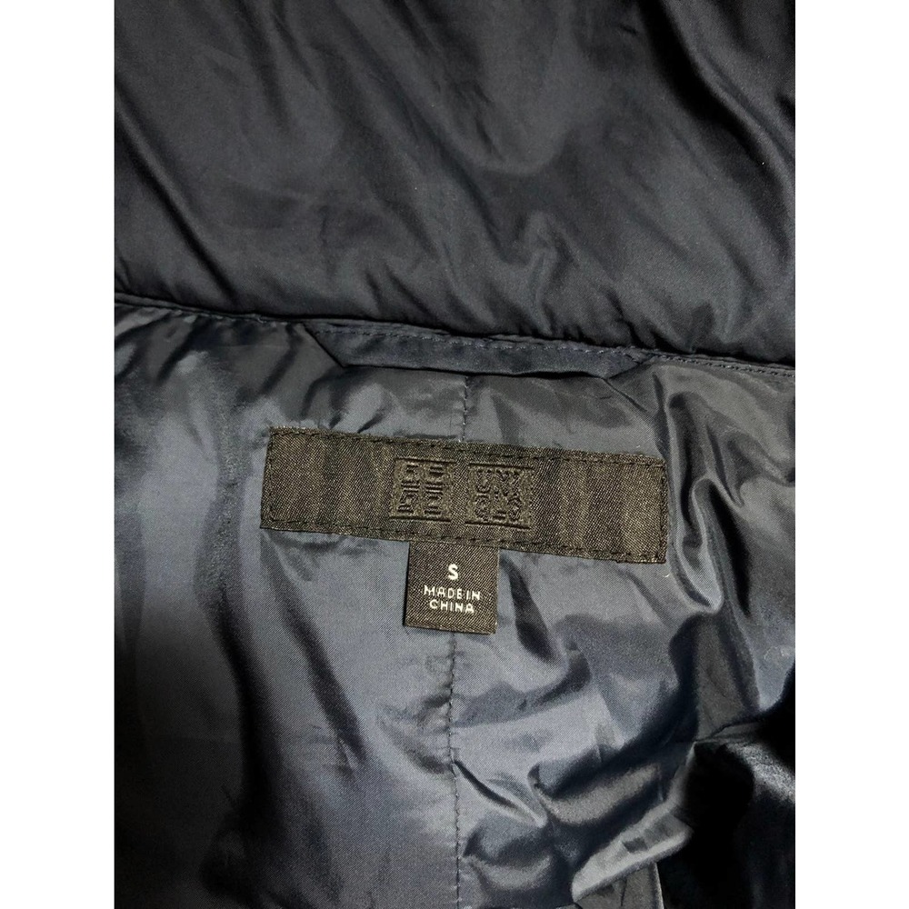 Uniqlo navy down long jacket Coat - Picture 3 of 4
